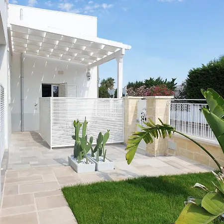 La Baia Torre Lapillo